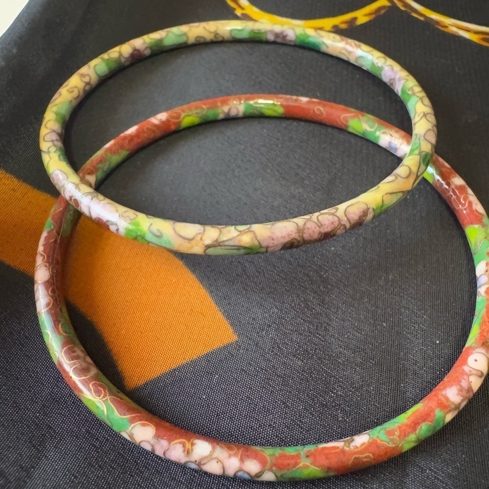 Vintage Enamel Bangle Set Colorful Cloisonné Floral Yellow Stacking Bracelets - Picture 4 of 10